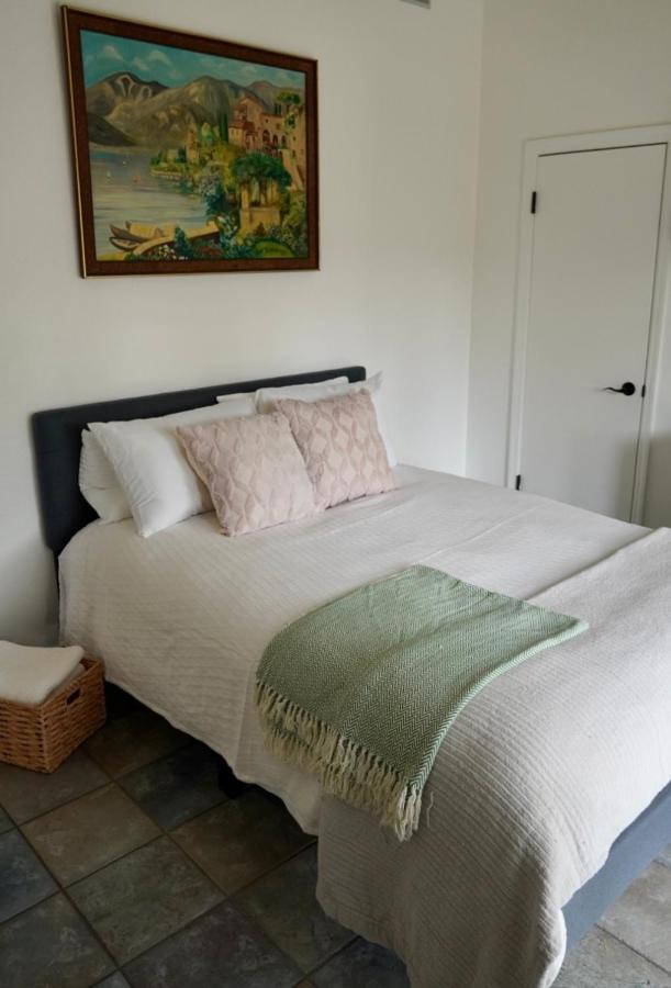Cozy Family Hideaway, Sleeps 8, 4 Tv'S Yard, Shops Βίλα Simi Valley Εξωτερικό φωτογραφία